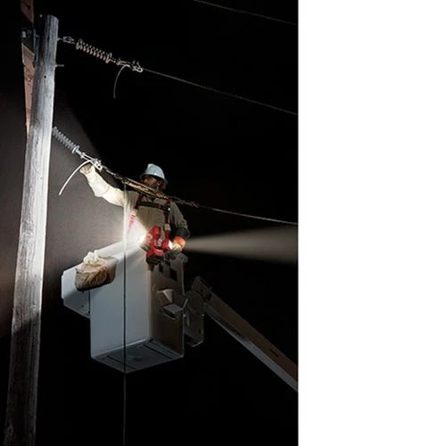 Milwaukee Tools Milwaukee M18 LED Utility Bucket Light 2500 Lumens IP56 2122-20 (BARE TOOL) 6 Milwaukee Tools Milwaukee M18 LED Utility Bucket Light 2500 Lumens IP56 2122-20 (BARE TOOL) - Image 4