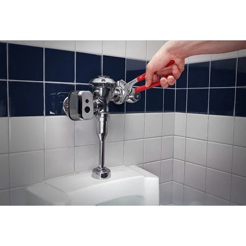 Milwaukee Tools Milwaukee 12" Smooth Jaw Pliers 48-22-6552 4 Milwaukee Tools Milwaukee 12" Smooth Jaw Pliers 48-22-6552 - Image 2