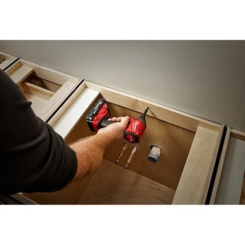 Milwaukee Tools Milwaukee M18 REDLITHIUM HIGH OUTPUT CP3.0 Battery 2-Pack 48-11-1837 6 Milwaukee Tools Milwaukee M18 REDLITHIUM HIGH OUTPUT CP3.0 Battery 2-Pack 48-11-1837 - Image 4