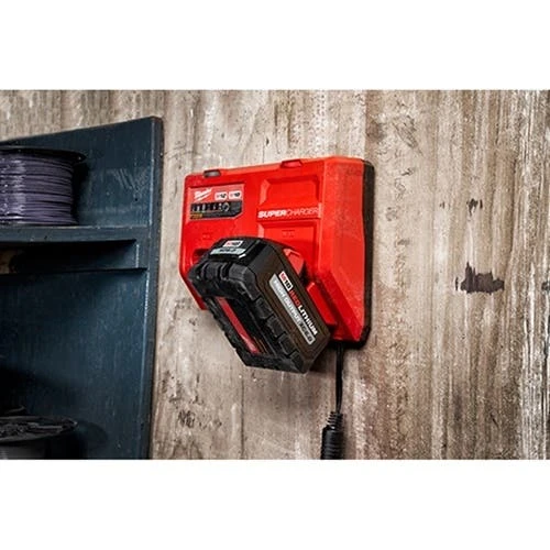 Milwaukee Tools Milwaukee M18 & M12 Super Charger 48-59-1811 5 Milwaukee Tools Milwaukee M18 & M12 Super Charger 48-59-1811 - Image 3