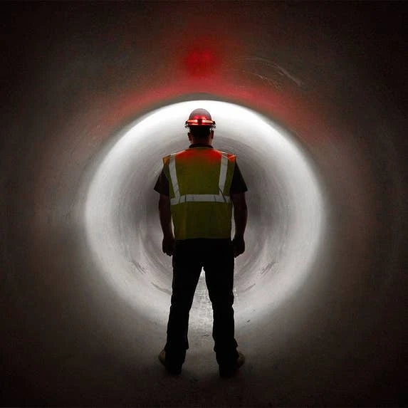 Milwaukee Tools Milwaukee REDLITHIUM USB BEACON Rechargeable 600 Lumen Hard Hat Light (3.0Ah) Kit 2116-21 8 Milwaukee Tools Milwaukee REDLITHIUM USB BEACON Rechargeable 600 Lumen Hard Hat Light (3.0Ah) Kit 2116-21 - Image 6