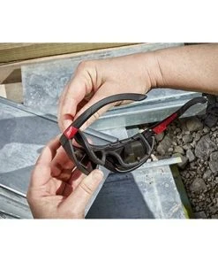 Milwaukee Tools Milwaukee Tinted Polarized Performance Fog-Free Safety Glasses With Gaskets 48-73-2046 -Milwaukee Tool-shop 22069 3 nrkidyr1fxdum2p5
