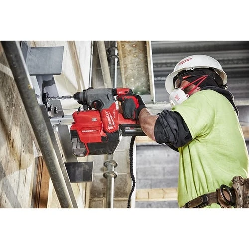 Milwaukee Tools Milwaukee M18 FUEL 1" SDS Plus Rotary Hammer Dust Extractor Kit 2912-22DE 9 Milwaukee Tools Milwaukee M18 FUEL 1" SDS Plus Rotary Hammer Dust Extractor Kit 2912-22DE - Image 7
