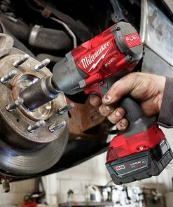 Milwaukee Tools Milwaukee M18 FUEL High Torque Impact Wrench With Grease Gun Kit 2767-22GR 11 Milwaukee Tools Milwaukee M18 FUEL High Torque Impact Wrench With Grease Gun Kit 2767-22GR -Milwaukee Tool-shop 2767 22gr kit 10 4