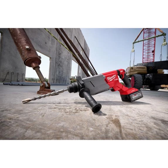 Milwaukee Tools Milwaukee M18 FUEL™ 1-1/4” SDS Plus D-Handle Rotary Hammer Kit W/ ONE-KEY™ 2916-22 8 Milwaukee Tools Milwaukee M18 FUEL™ 1-1/4” SDS Plus D-Handle Rotary Hammer Kit W/ ONE-KEY™ 2916-22 - Image 6