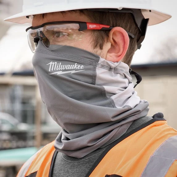 Milwaukee Tools Milwaukee WORKSKIN Performance Neck Gaiter - Gray 424G 5 Milwaukee Tools Milwaukee WORKSKIN Performance Neck Gaiter - Gray 424G - Image 3