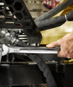 Milwaukee Tools Milwaukee 25MM Metric Ratcheting Combination Wrench 45-96-9325 -Milwaukee Tool-shop 45 96 9325 4