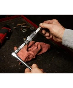 Milwaukee Tools Milwaukee 3/8" Drive 18MM Spark Plug Socket 48-22-9556 9 Milwaukee Tools Milwaukee 3/8" Drive 18MM Spark Plug Socket 48-22-9556 -Milwaukee Tool-shop 48 22 9556 10a