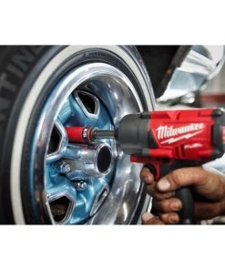 Milwaukee Tools Milwaukee SHOCKWAVE Impact Duty™ 1/2 Drive 23MM Metric Lug Nut Wheel Socket 49-66-7808 10 Milwaukee Tools Milwaukee SHOCKWAVE Impact Duty™ 1/2 Drive 23MM Metric Lug Nut Wheel Socket 49-66-7808 -Milwaukee Tool-shop 49 66 7808 6