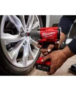 Milwaukee Tools Milwaukee SHOCKWAVE Impact Duty™ 1/2 Drive 3/4" SAE Lug Nut Wheel Socket 49-66-7810 -Milwaukee Tool-shop 49 66 7810 7