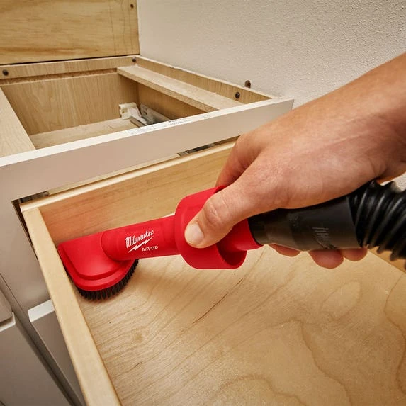 Milwaukee Tools Milwaukee AIR-TIP Rotating Corner Brush Tool Vacuum Attachment 49-90-2021 8 Milwaukee Tools Milwaukee AIR-TIP Rotating Corner Brush Tool Vacuum Attachment 49-90-2021 - Image 6